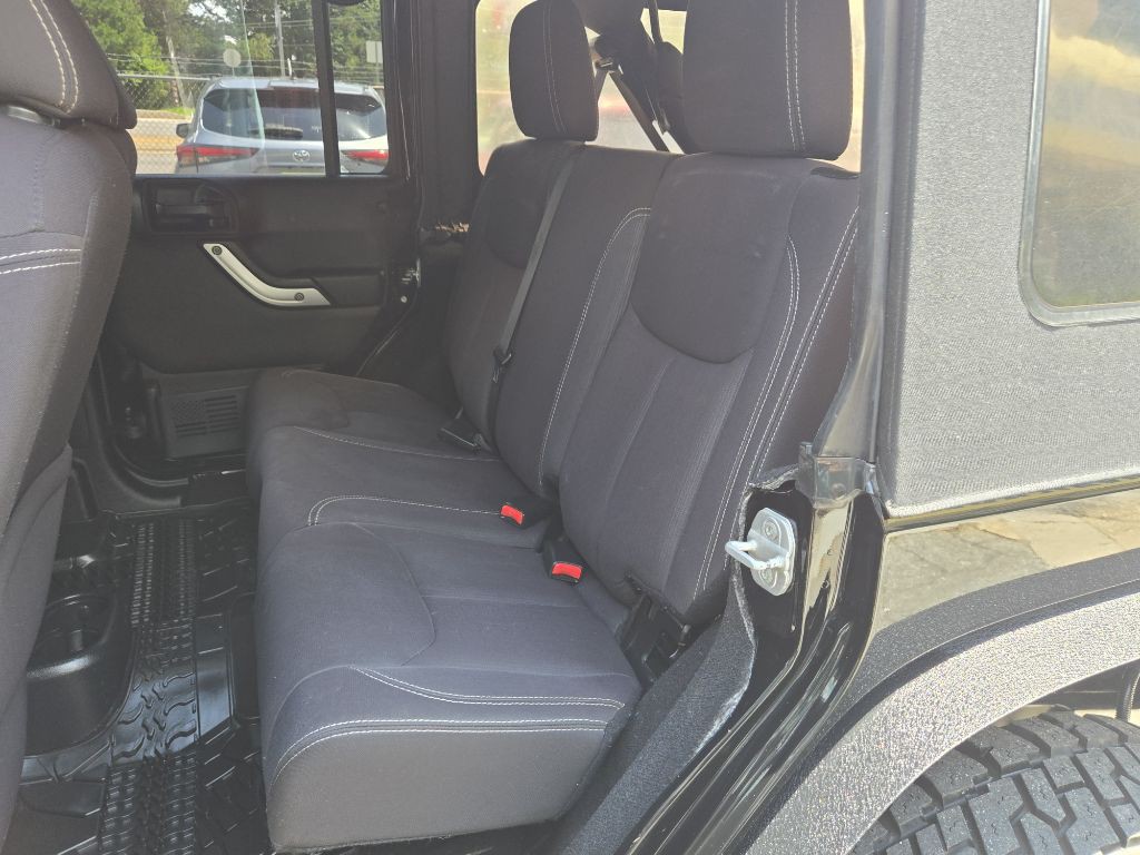 2013 Jeep Wrangler Unlimited Image 20