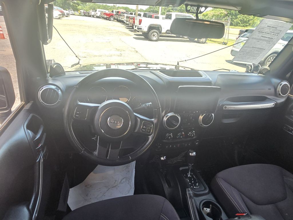 2013 Jeep Wrangler Unlimited Image 21