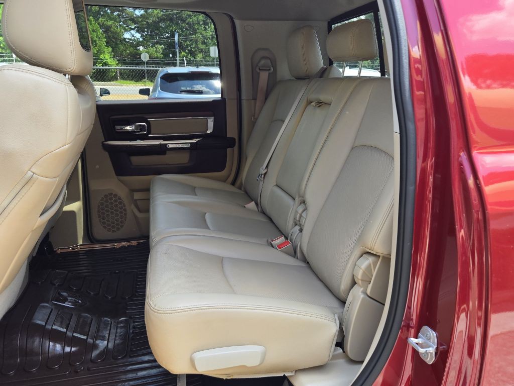 2014 RAM 3500 Image 10