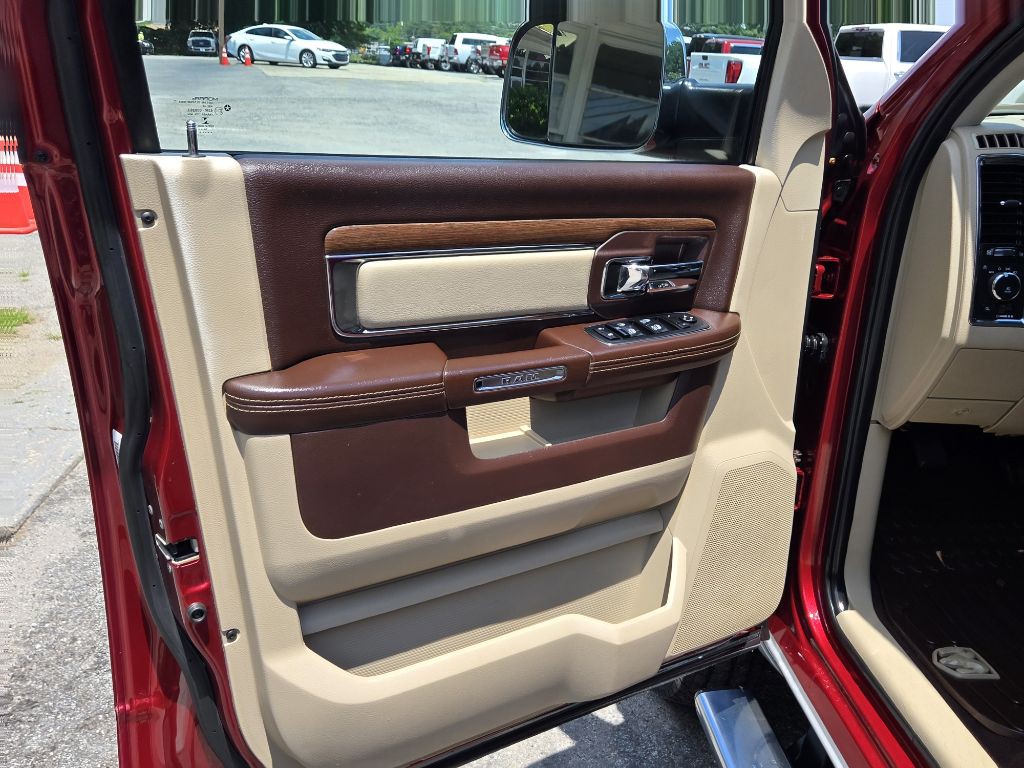 2014 RAM 3500 Image 14