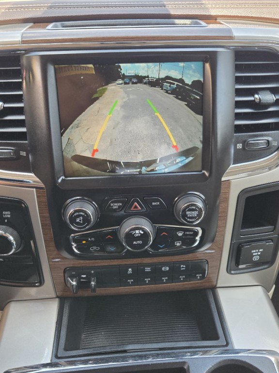 2014 RAM 3500 Image 15