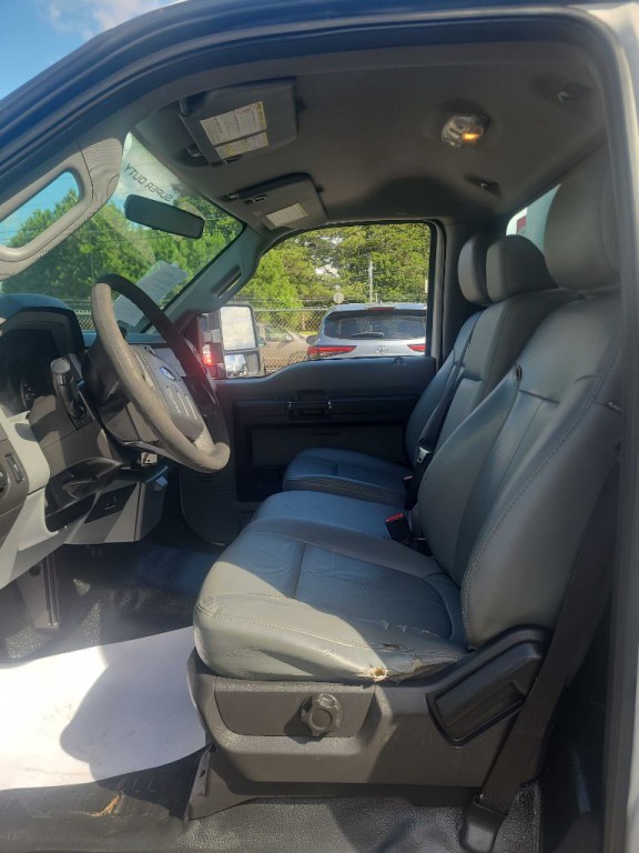 2012 Ford F-350 Image 11