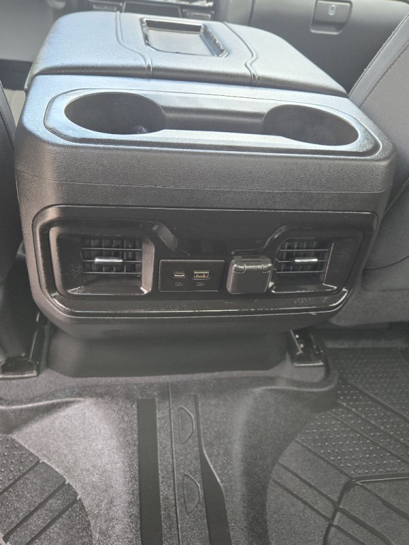2019 Chevrolet Silverado 1500 Image 12