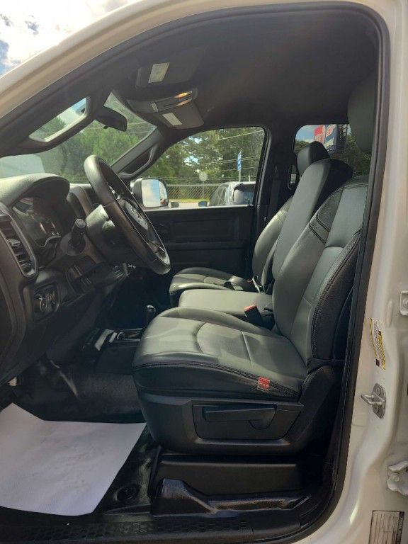 2021 RAM 3500 Image 9