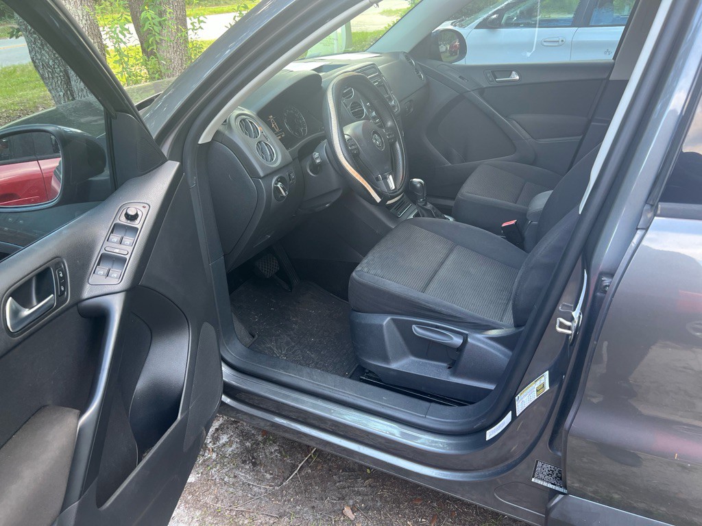 2014 Volkswagen Tiguan Image 9