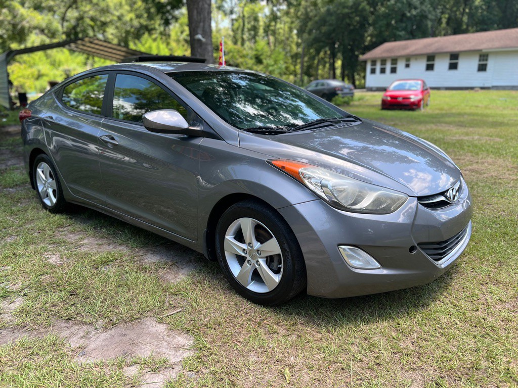 2013 Hyundai Elantra Image 4