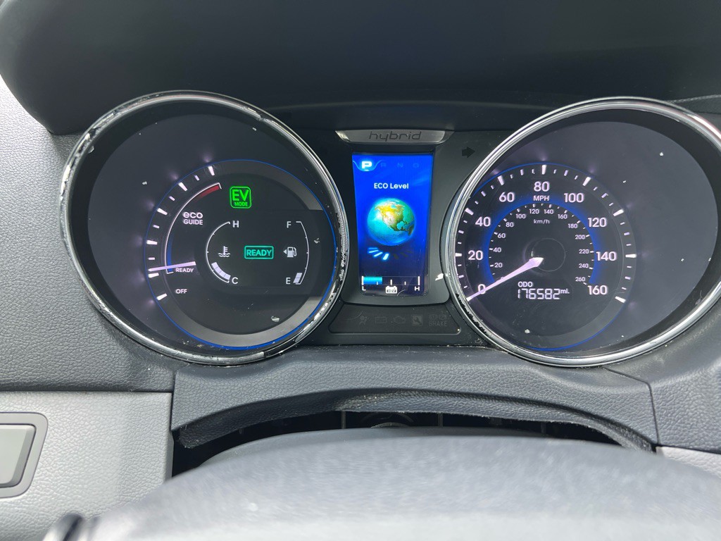 2015 Hyundai Sonata Image 9