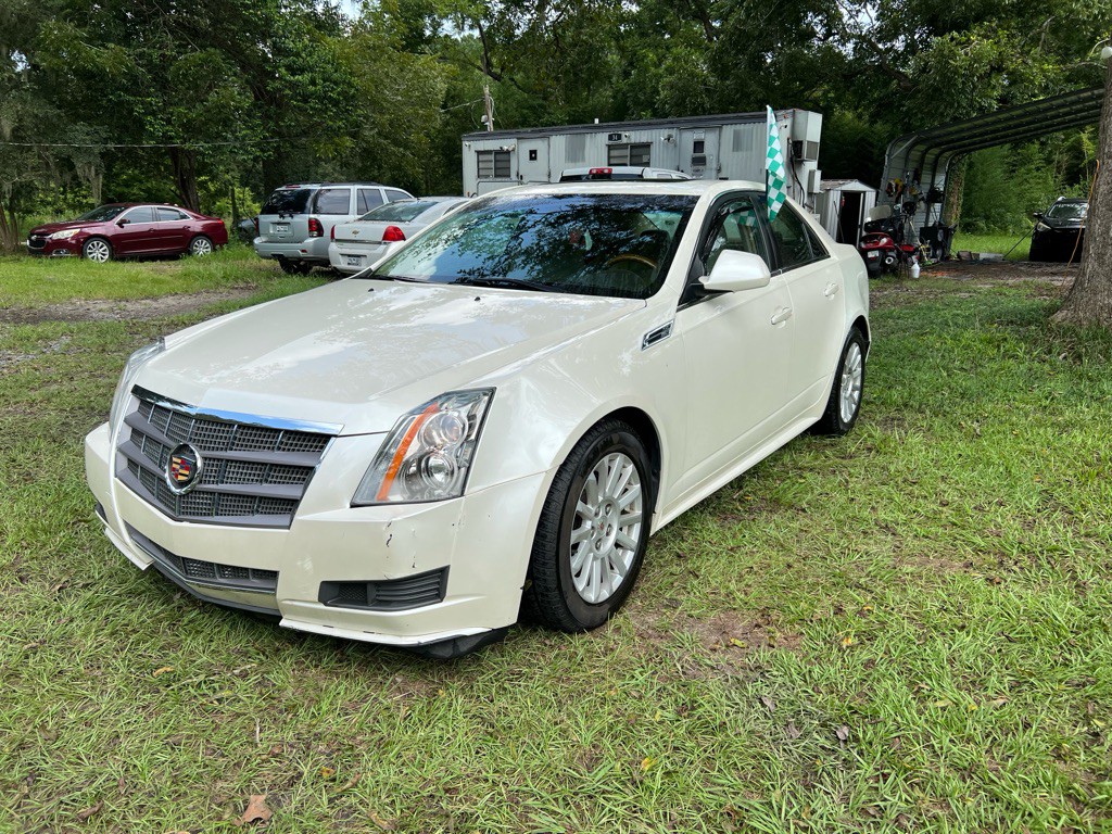2010 Cadillac CTS Image 1
