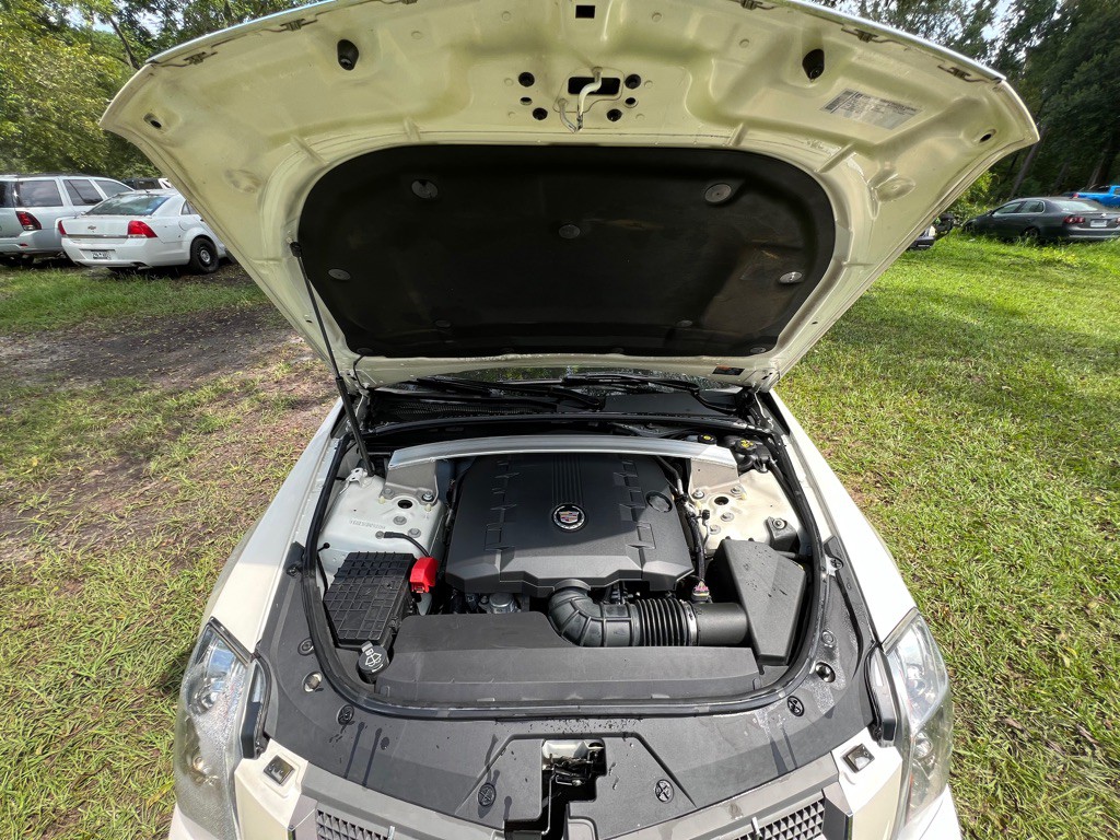 2010 Cadillac CTS Image 16
