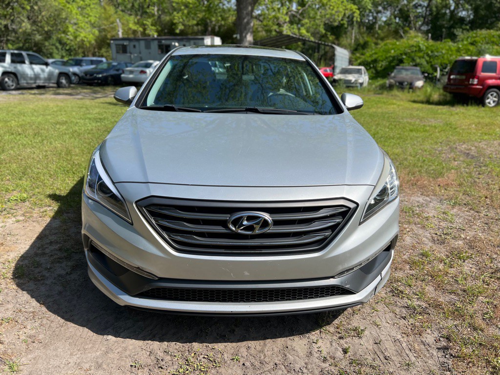 2016 Hyundai Sonata Image 2