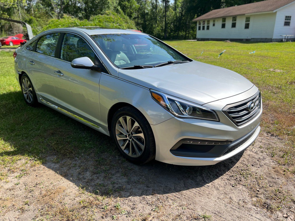 2016 Hyundai Sonata Image 3