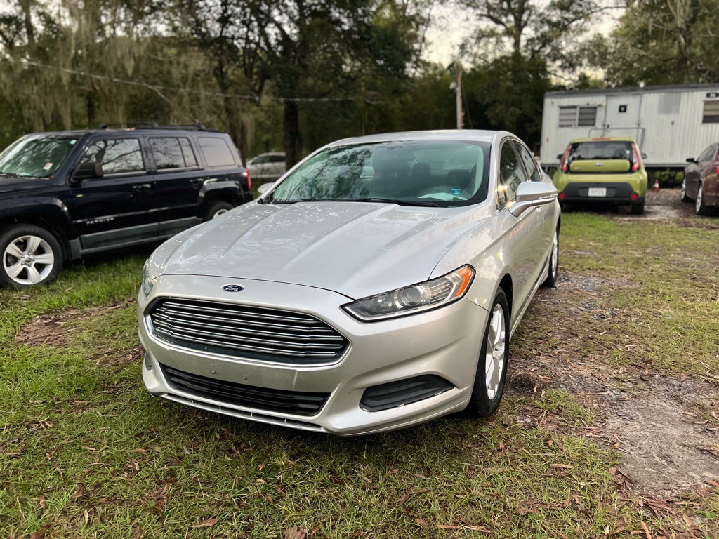 2015 Ford Fusion Image 1
