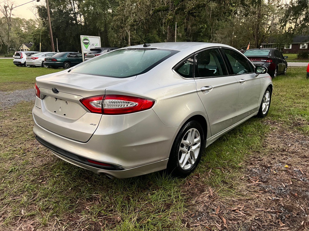 2015 Ford Fusion Image 5