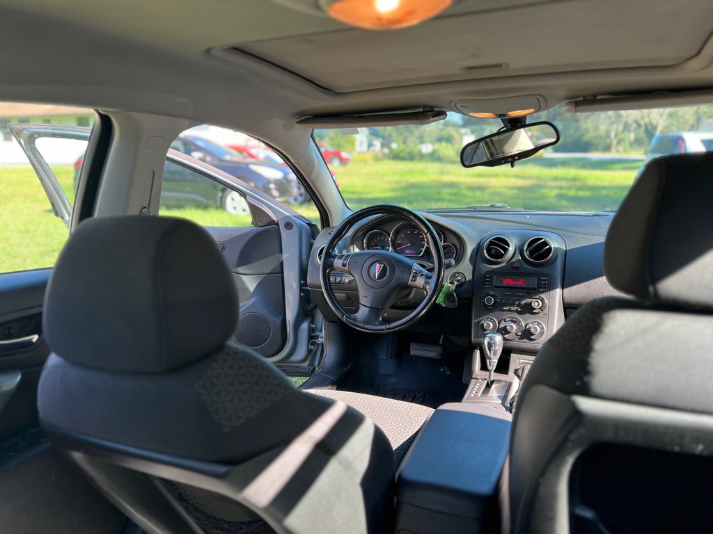 2008 Pontiac G6 Image 11