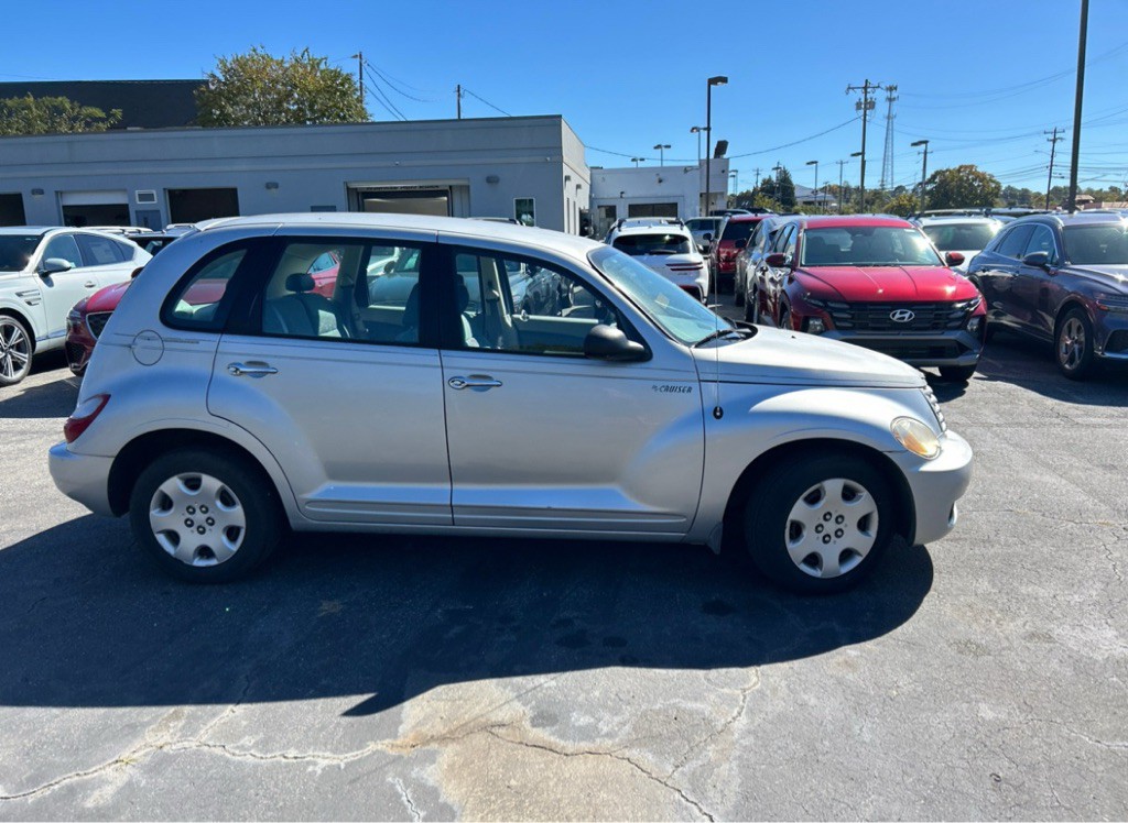 2006 Chrysler PT Cruiser Image 4