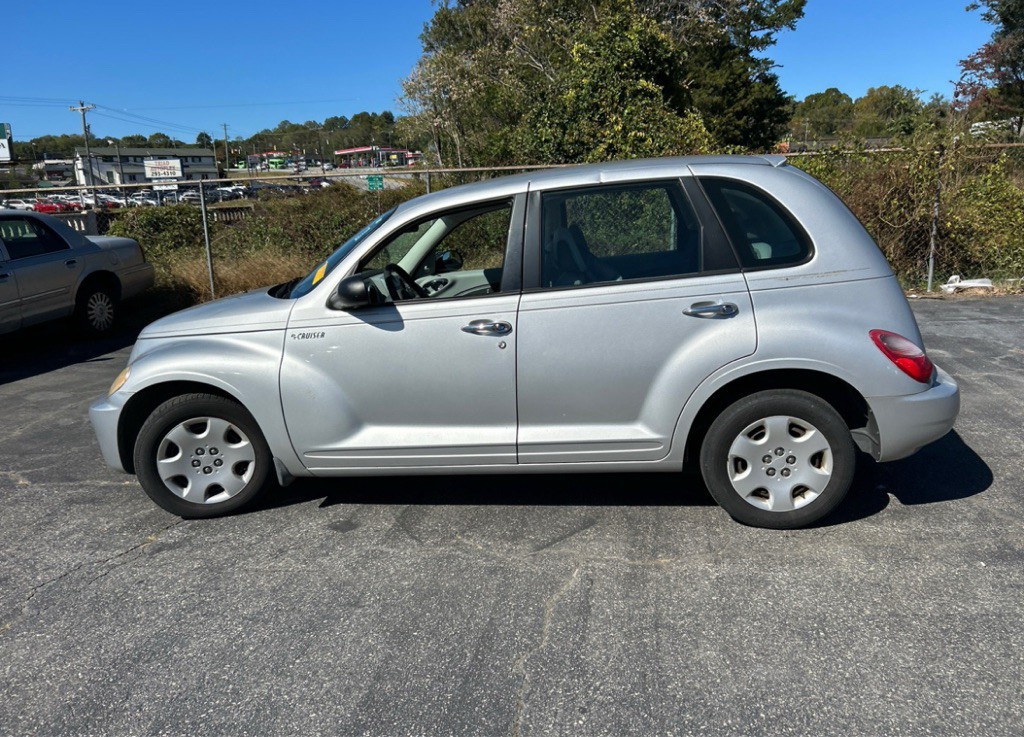2006 Chrysler PT Cruiser Image 8