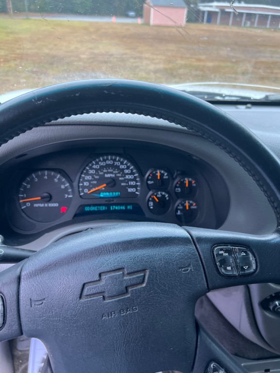 2002 Chevrolet Trailblazer Image 12