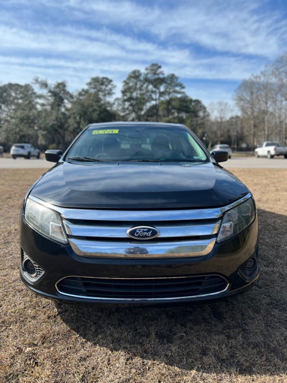 2010 Ford Fusion Image 2