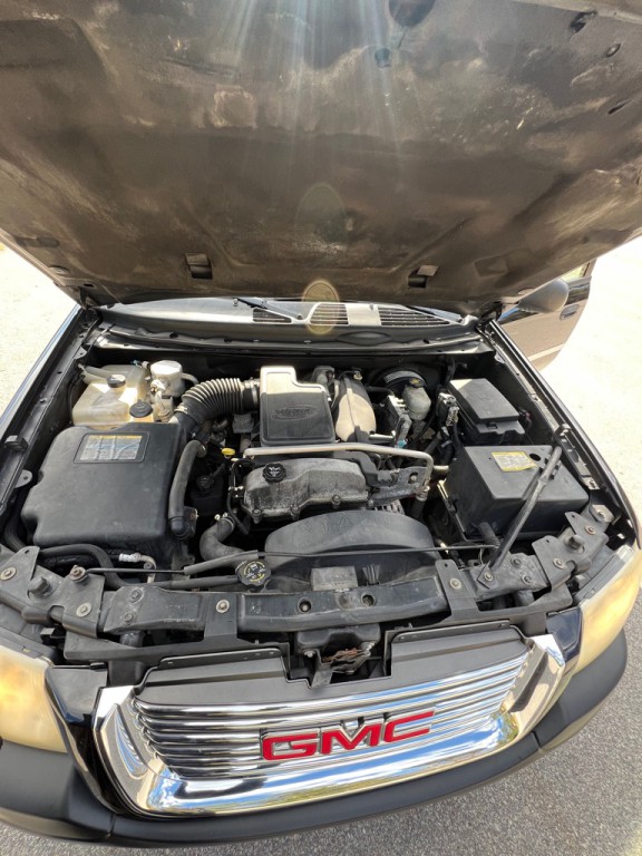 2006 GMC Envoy Image 17