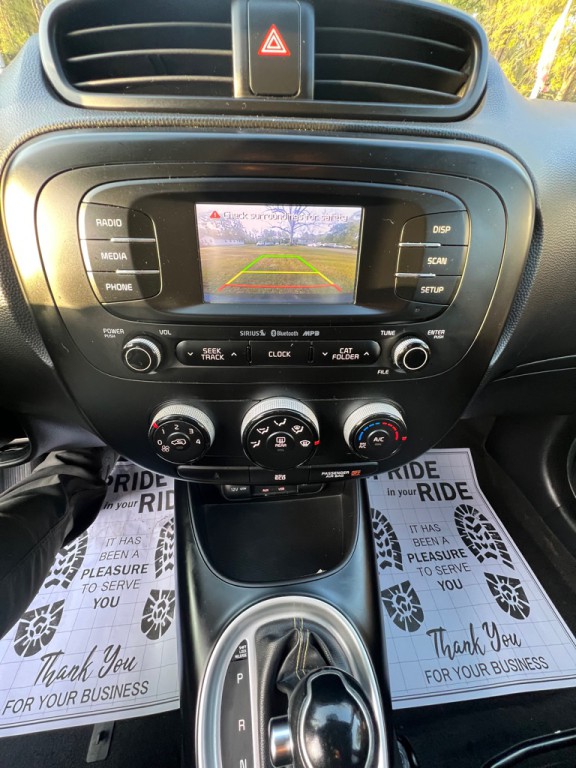 2016 Kia Soul Image 17