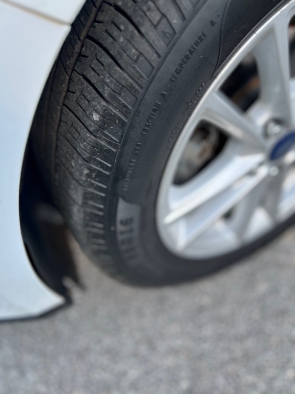 2016 Ford Focus Image 18