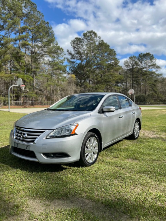 2015 Nissan Sentra Image 1