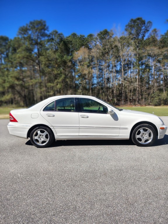 2003 Mercedes-Benz C-Class Image 4