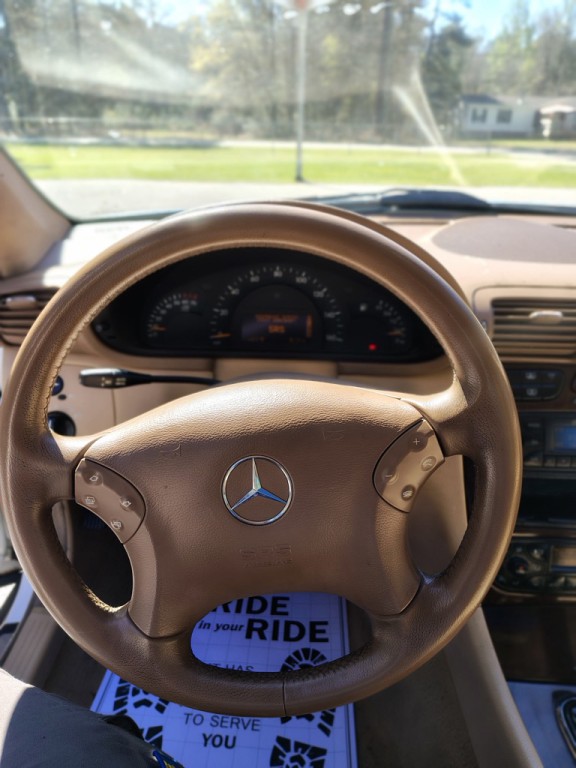 2003 Mercedes-Benz C-Class Image 11