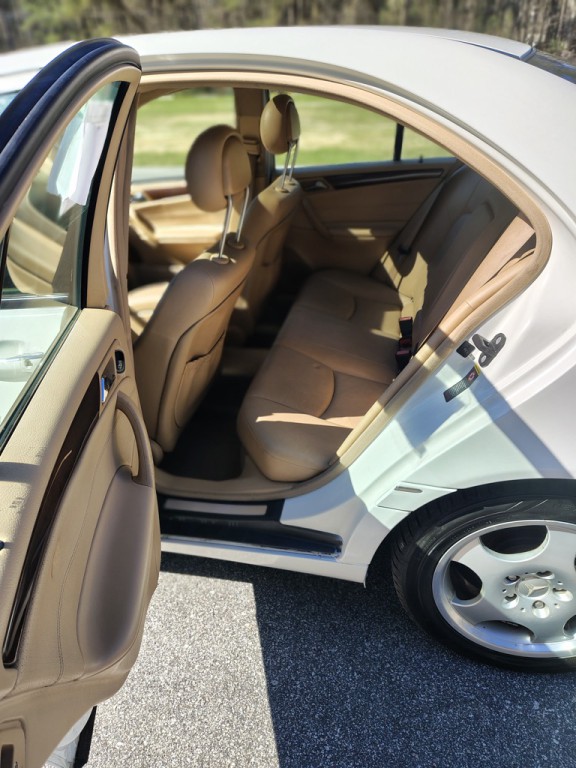 2003 Mercedes-Benz C-Class Image 13