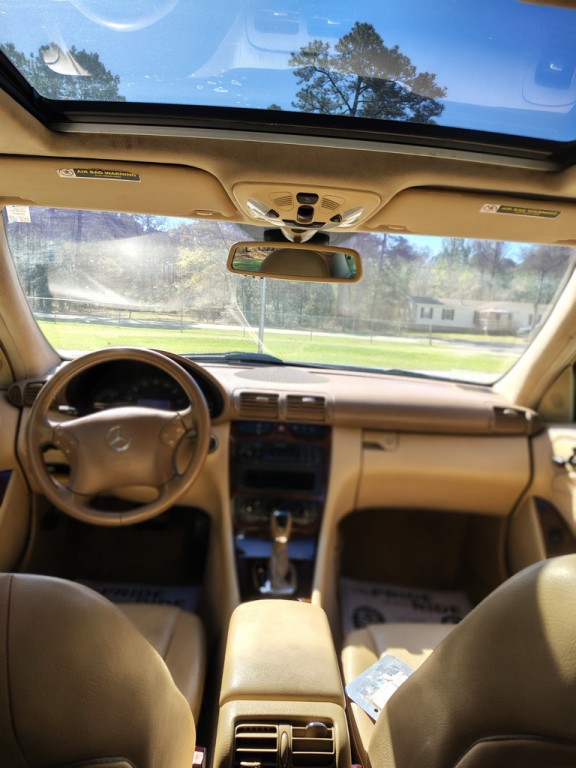 2003 Mercedes-Benz C-Class Image 14