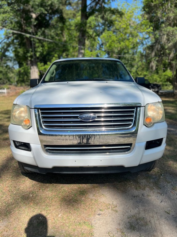 2009 Ford Explorer Image 2