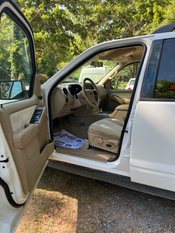 2009 Ford Explorer Image 9
