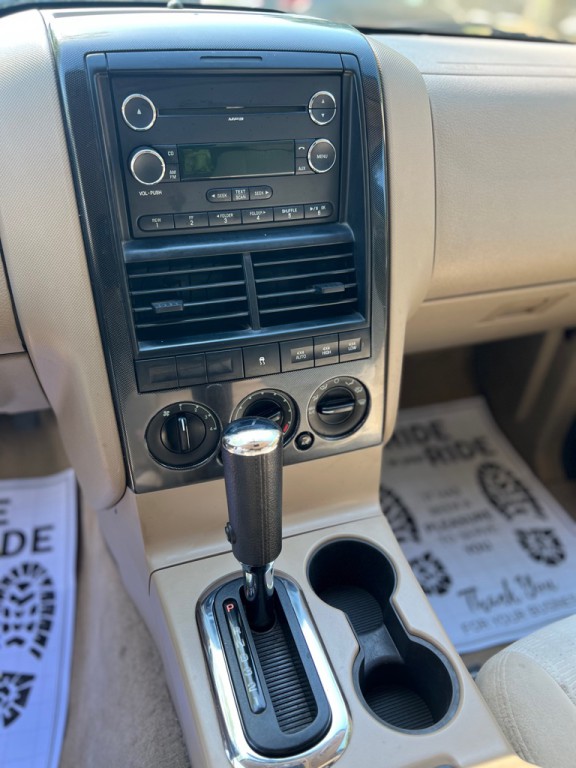 2009 Ford Explorer Image 12