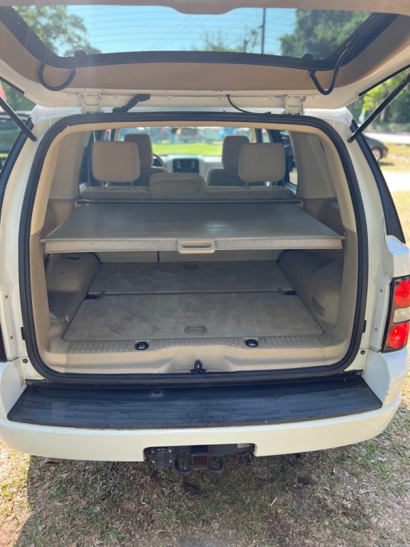 2009 Ford Explorer Image 14