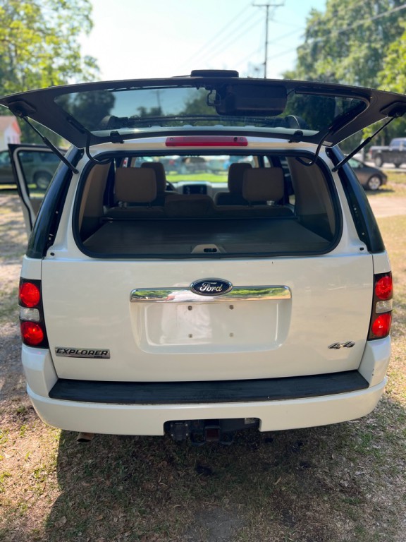2009 Ford Explorer Image 15
