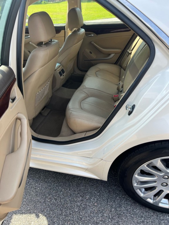2011 Cadillac CTS Image 15
