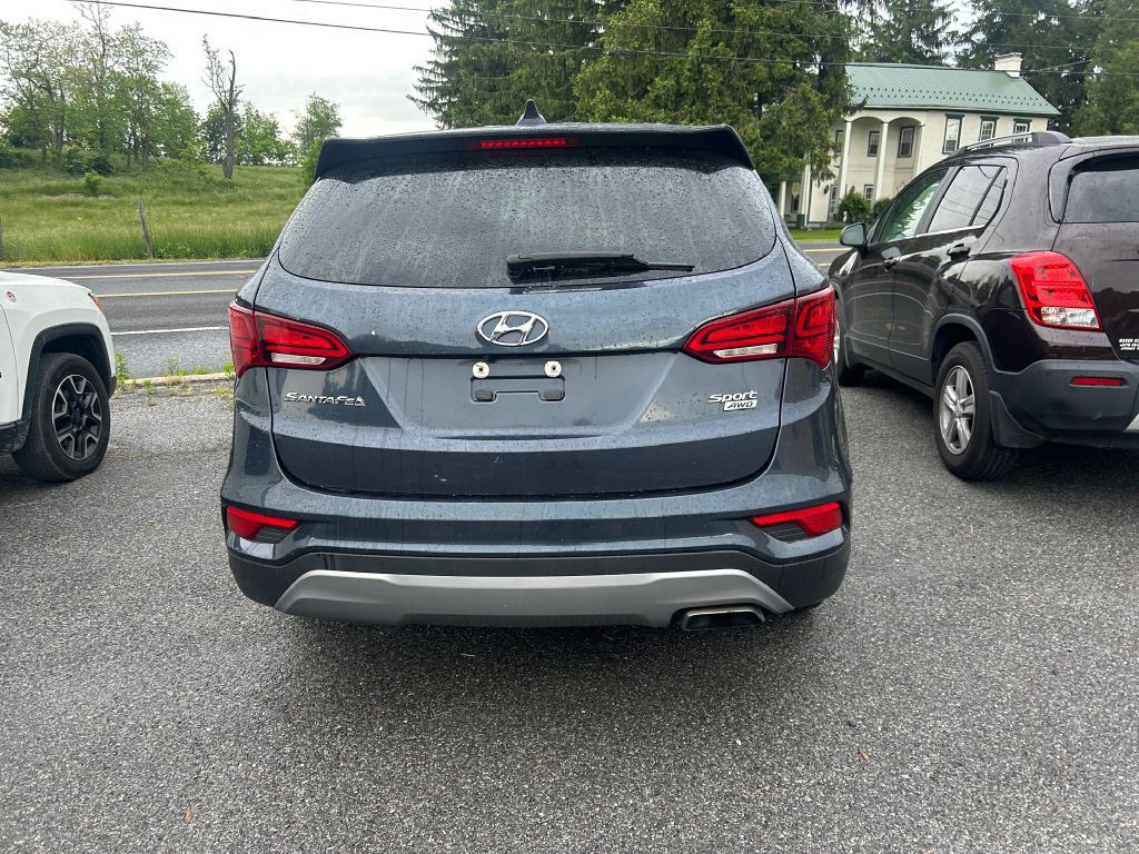 2017 Hyundai Santa Fe Sport Image 3