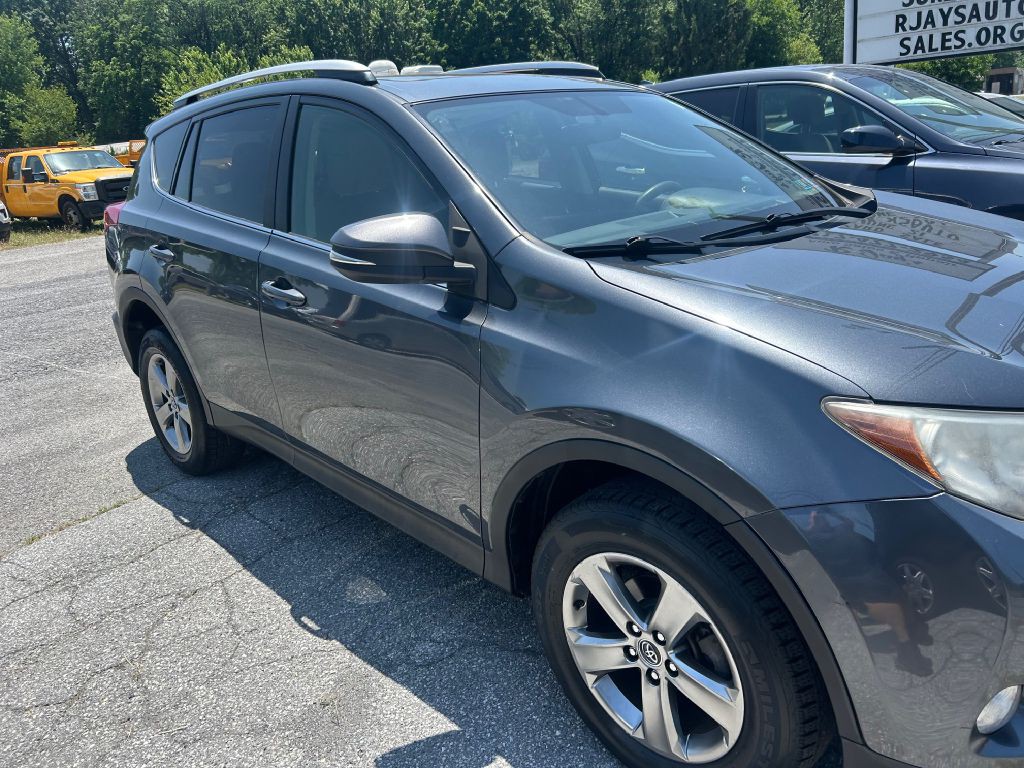 2015 Toyota Rav4 Image 2
