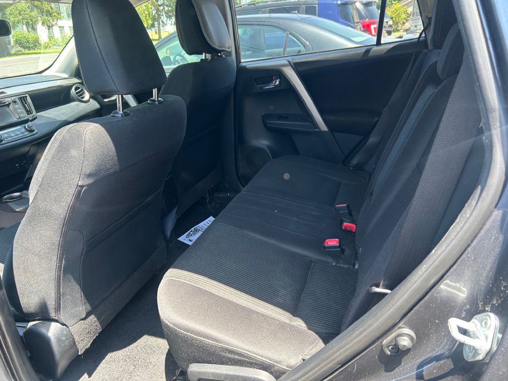 2015 Toyota Rav4 Image 5