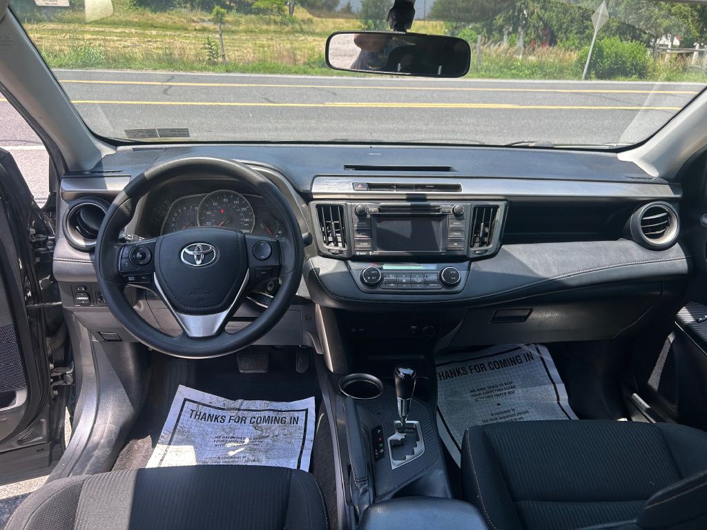 2015 Toyota Rav4 Image 6