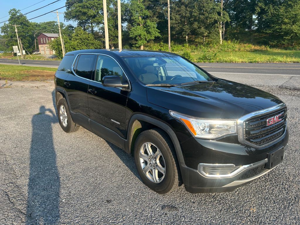 2017 GMC Acadia Image 2