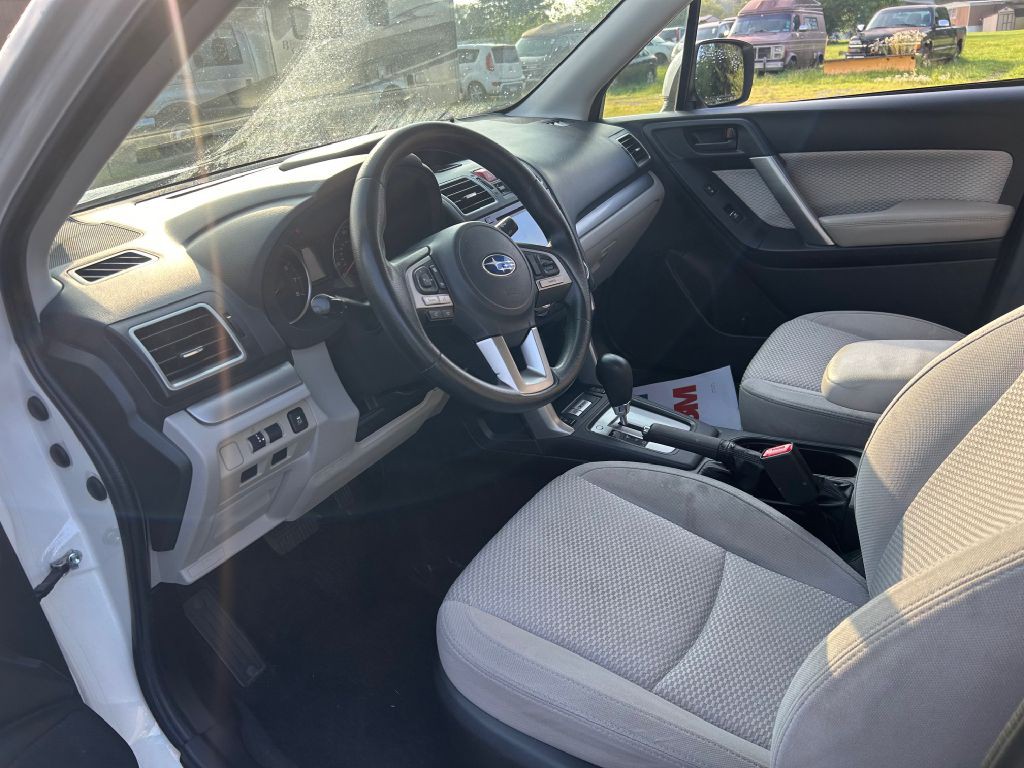 2018 Subaru Forester Image 4