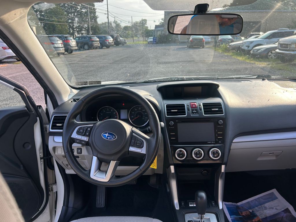 2018 Subaru Forester Image 6