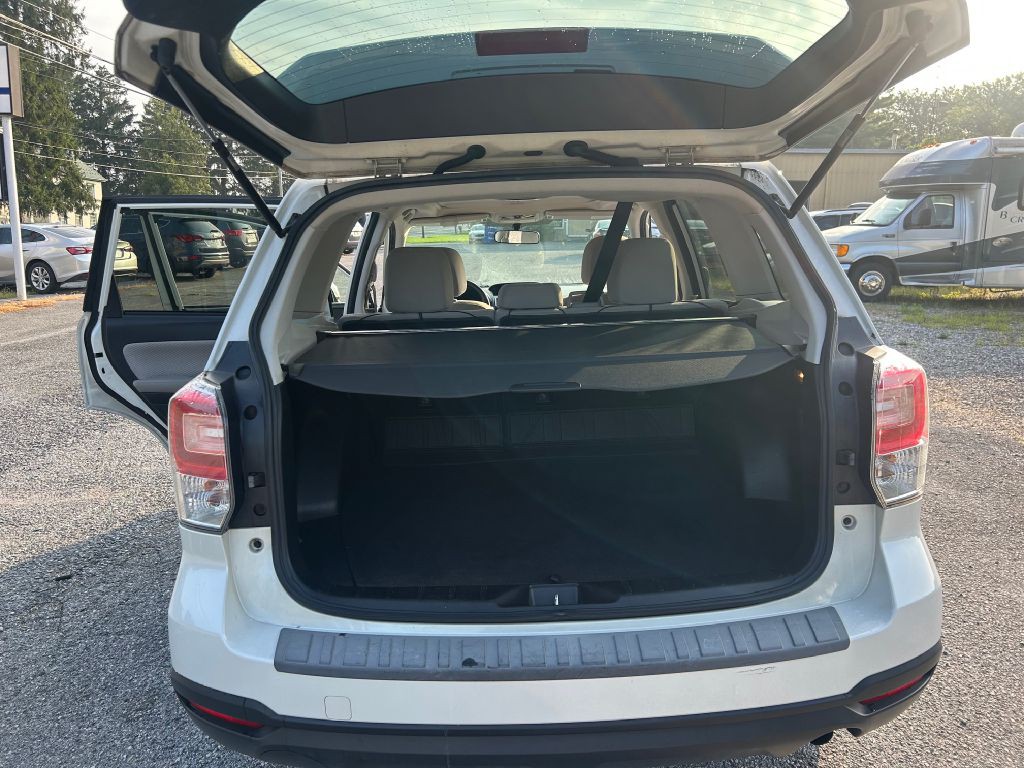 2018 Subaru Forester Image 7