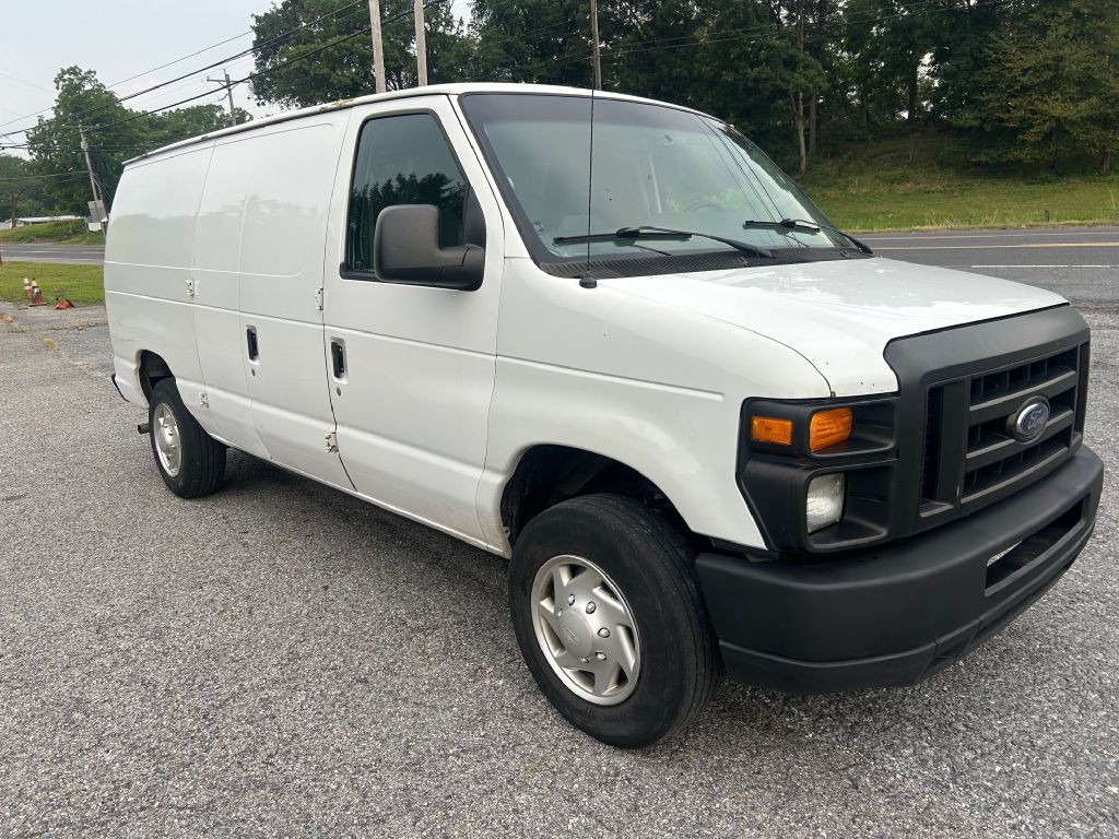 2012 Ford Econoline Image 2