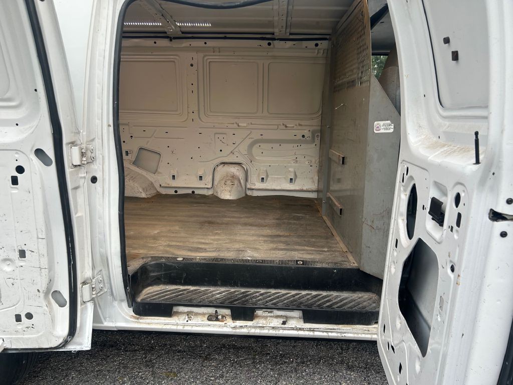 2012 Ford Econoline Image 3