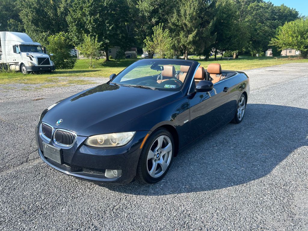 2010 BMW 3 Series Image 1