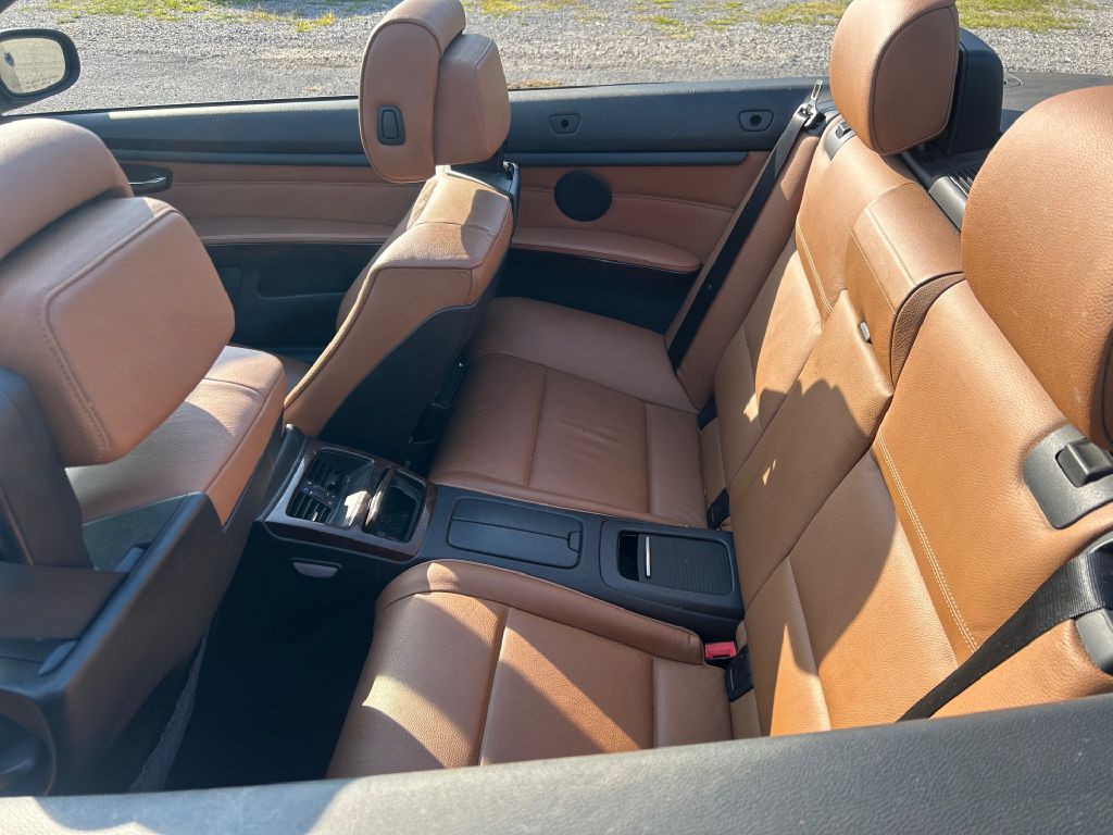 2010 BMW 3 Series Image 5