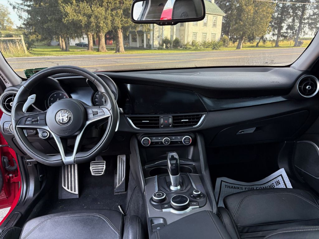2017 Alfa Romeo Giulia Image 7