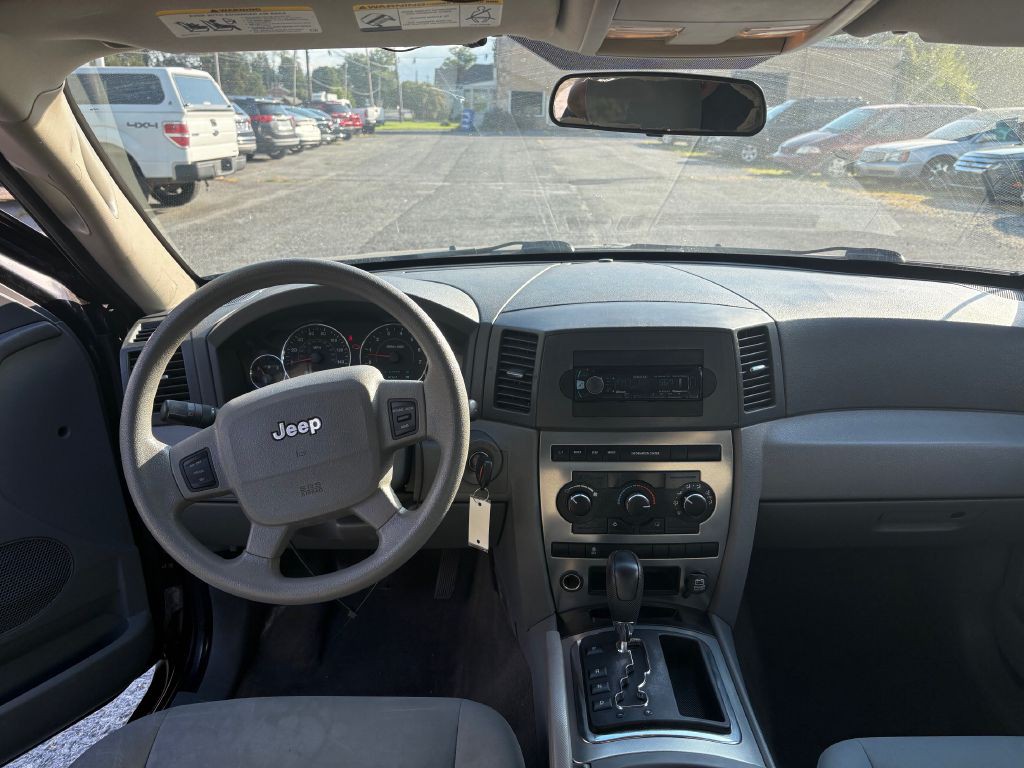 2007 Jeep Grand Cherokee Image 6